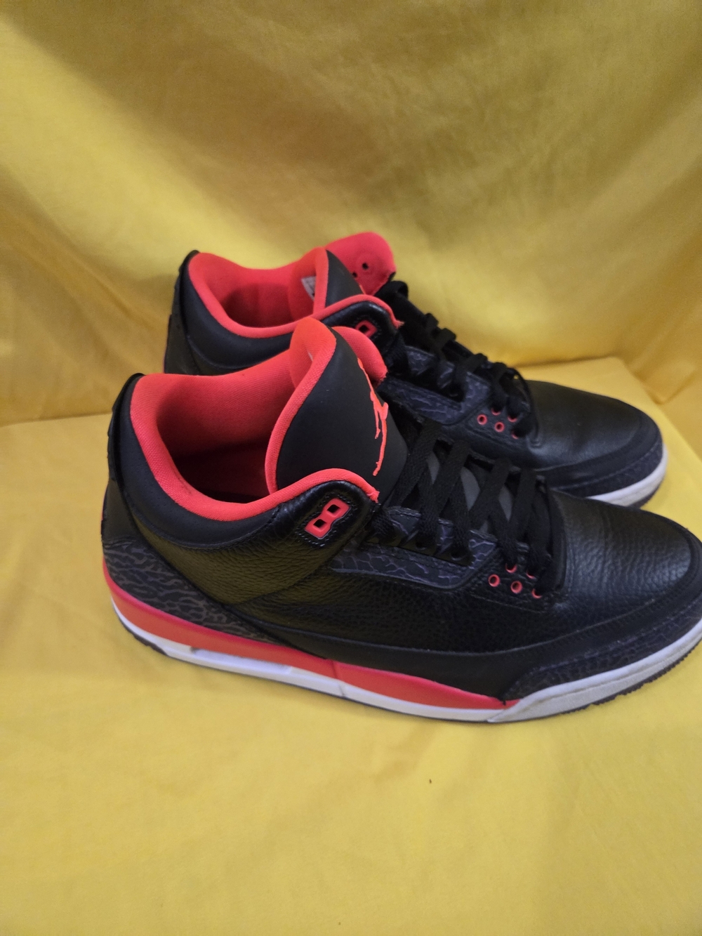 Air Jordan 3 Crimson Worn/ Not Original Box